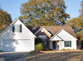 1607 Windward Ct, Loganville, GA 30052