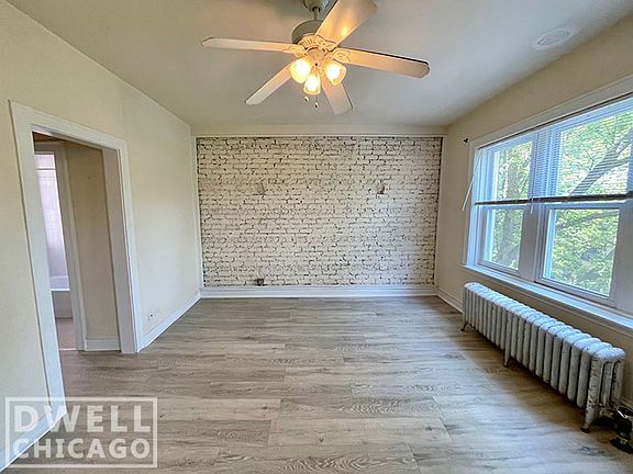 4th image of 6916 N Lakewood Ave APT 402