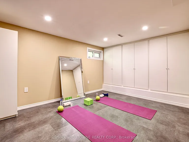 497 Anthony Dr — Photo 23