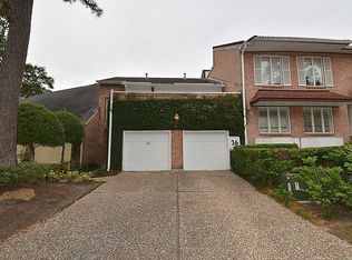 36 Sugarberry Cir, Houston, TX 77024