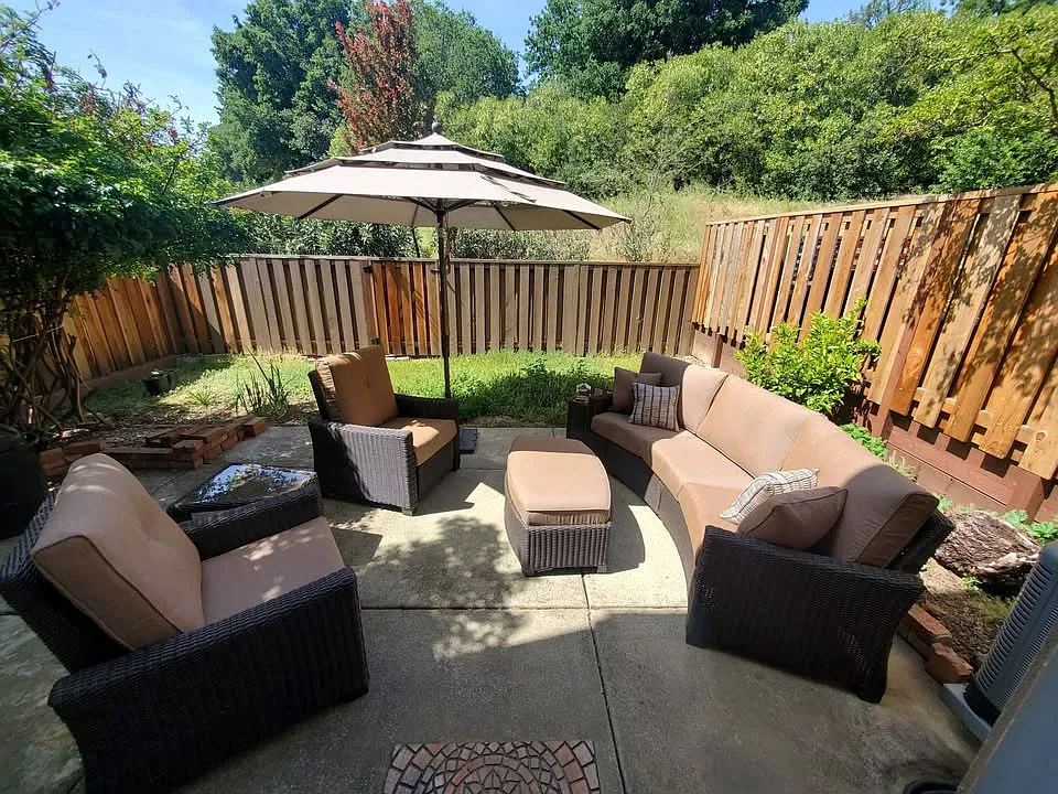 Viewpoint Ct, Martinez — Photo 1