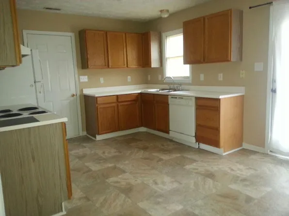 130 Brandywood Ct, Cameron, NC 28326