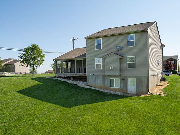 4th image of 10334 Petersburg Ct