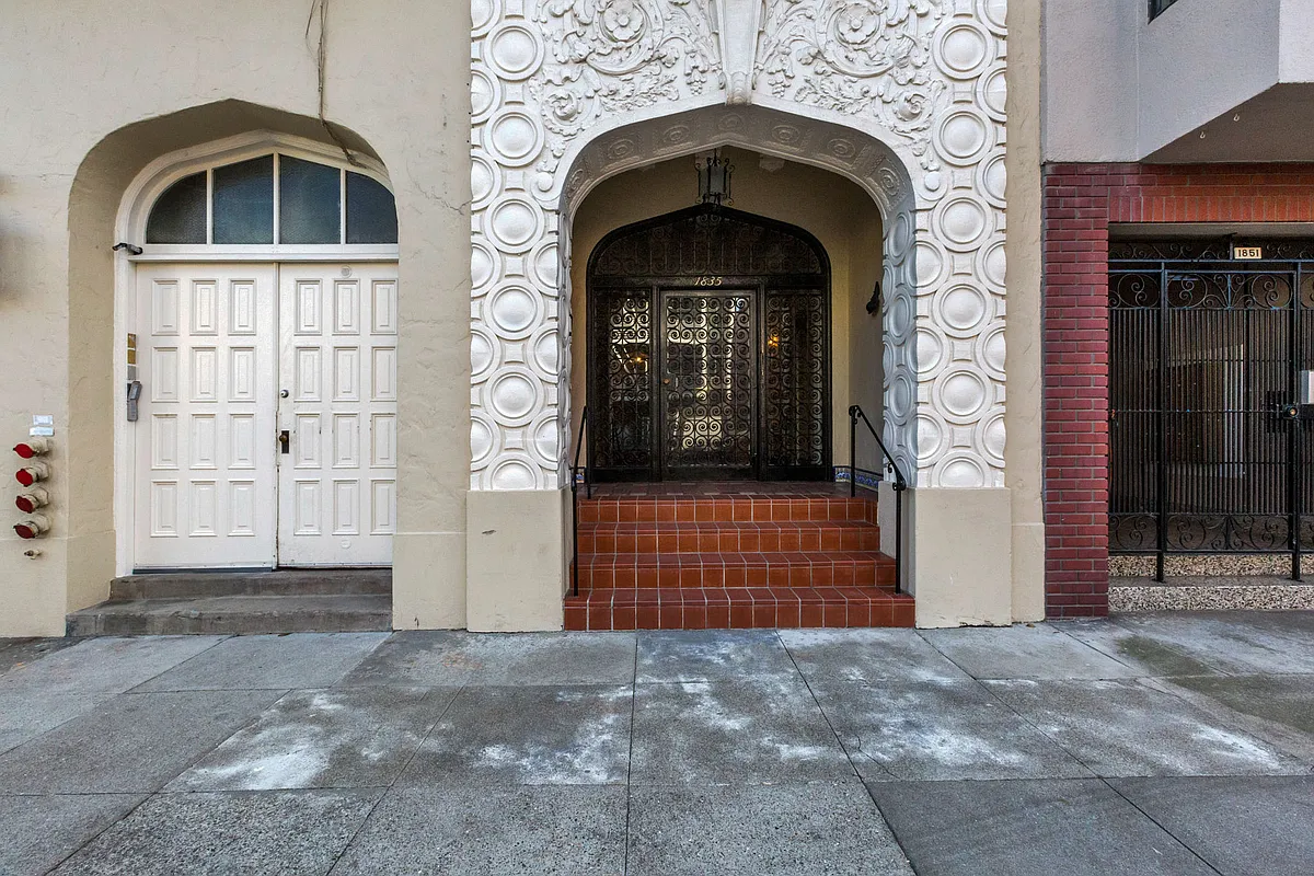 Building Photo - 1835 Vallejo