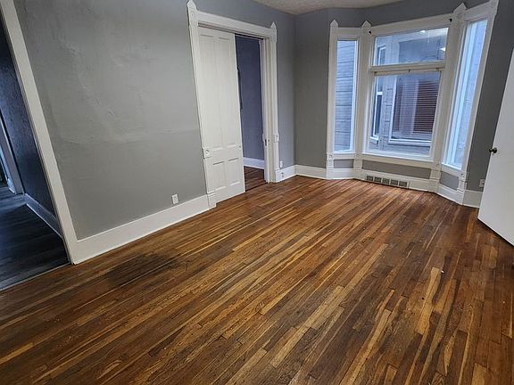 4th image of 1317-1319 S 32nd St #1317