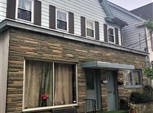 26 W Broad St, West Hazleton, PA 18202