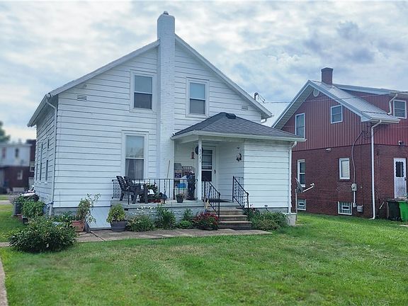 3rd image of 828 N Uhrich St