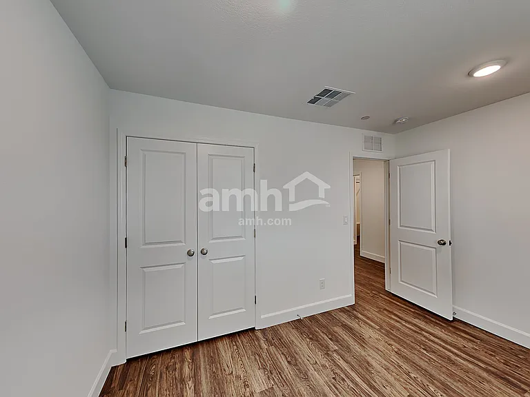 3332 Blodwen St — Photo 15