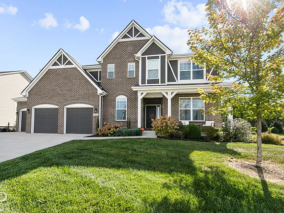 2nd image of 6019 Phillips Dr
