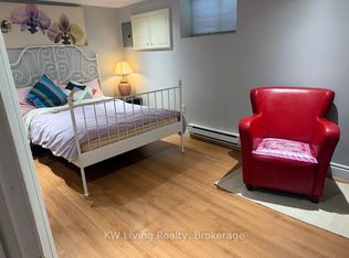 1097 Warden Ave, Toronto, ON M1R 2P5