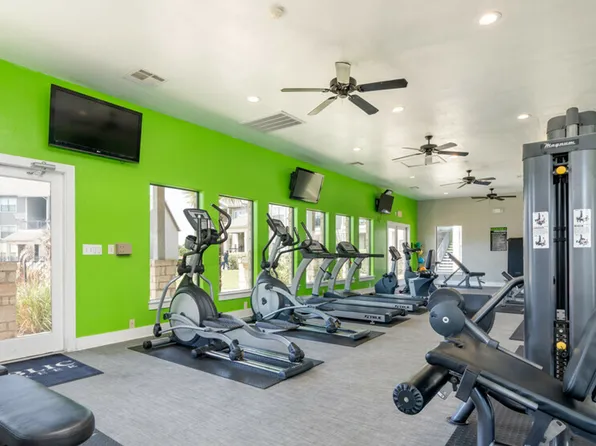 Republic Deer Creek Apartments