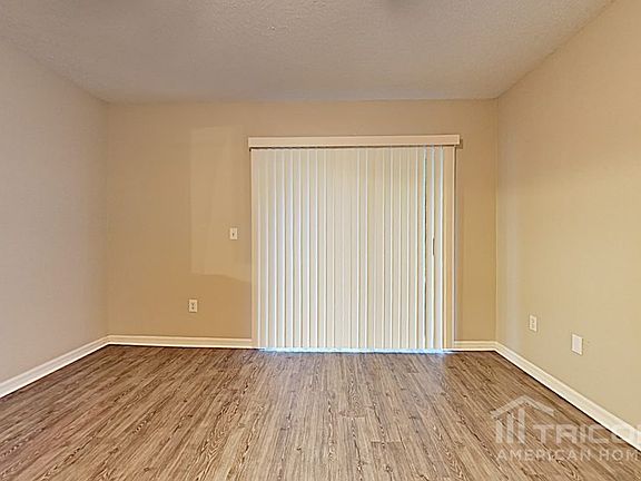 5th image of 10903 Summerton Dr
