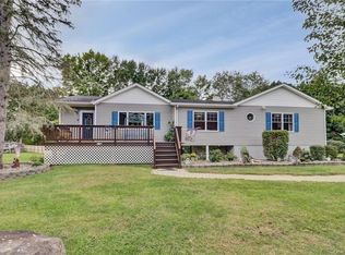 28 Emerson Dr, Washingtonville, NY 10992