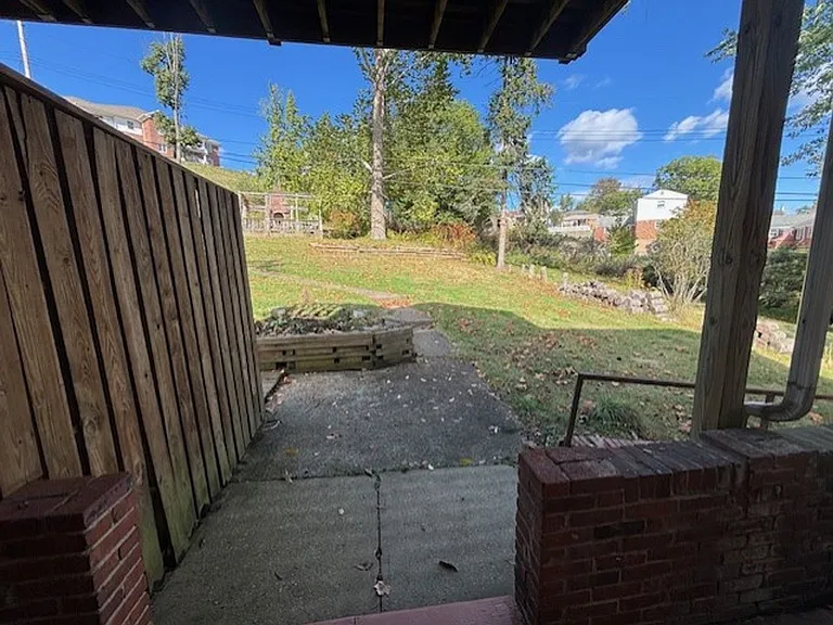 5302 Overlook Glen Dr #2 — Photo 23