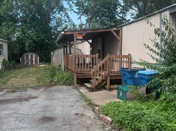 2033 Eshelman St, Middletown, PA 17057