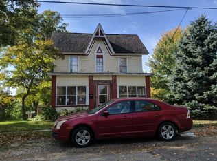 707 Pine St, Lapeer, MI