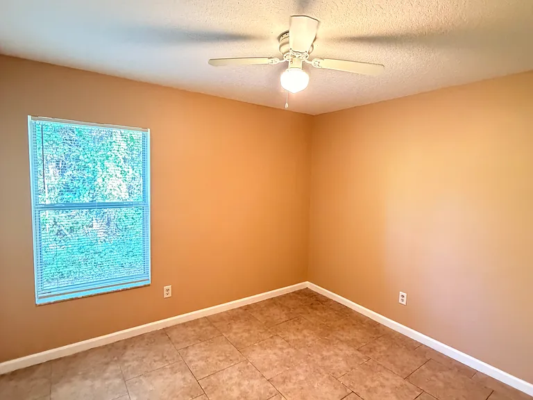 24 Ryall Ln #A — Photo 11