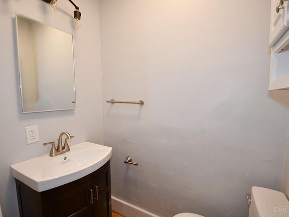 5th image of 35 Pulaski St #37