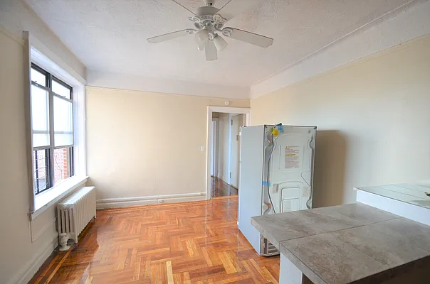 Rented by CITY SKYLINE REALTY INC | media 23