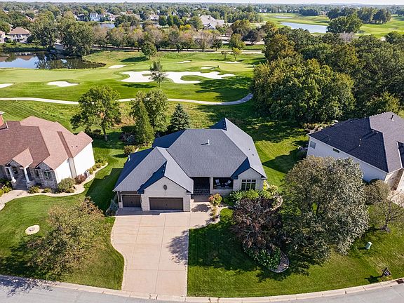 3rd image of 11505 Palisade Ct NE