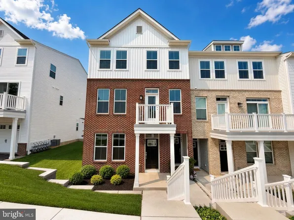 18 Zinc Ln, Phoenixville, PA 19460