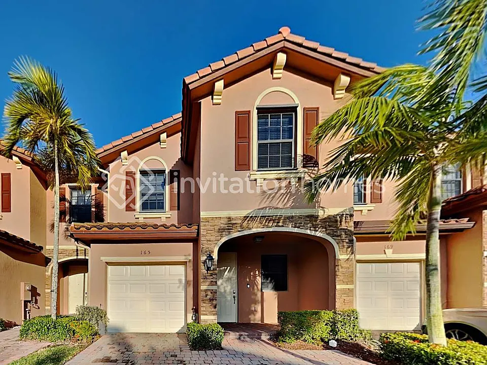 165 SE 34th Ter
