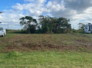 1108 N Tuna Dr, Pt Bolivar, TX 77650