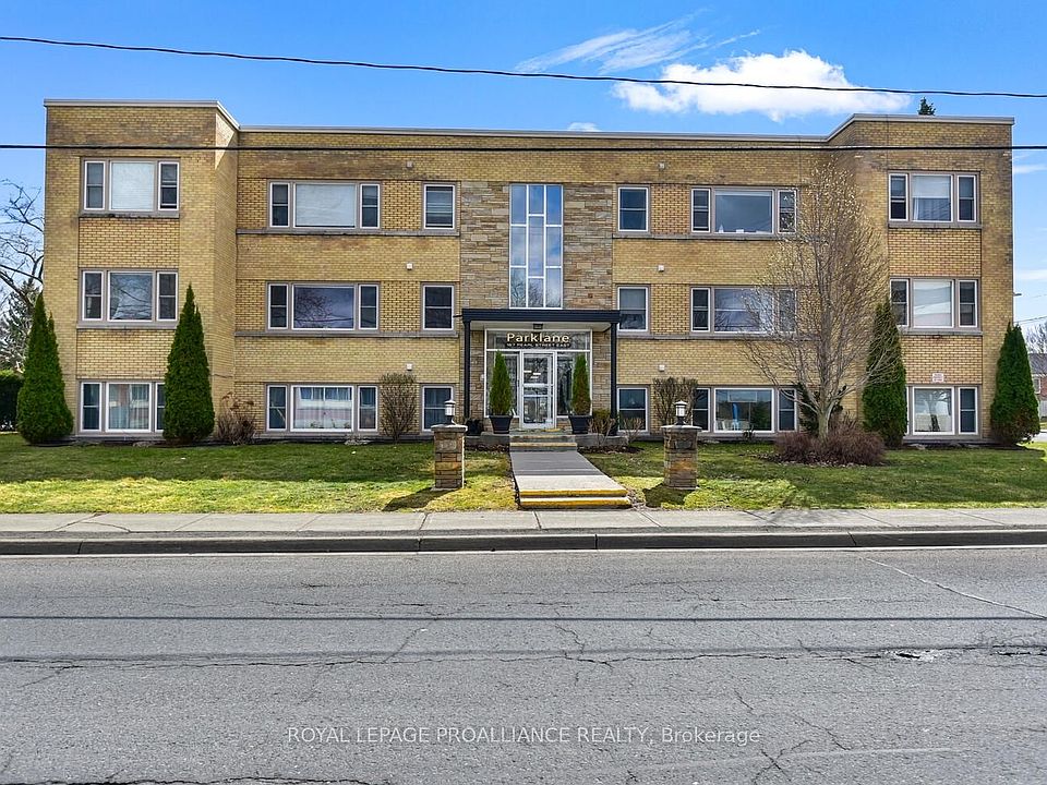 1st image of 167 Pearl St E #8