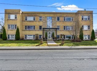 167 Pearl St E #8, Brockville, ON K6V1R5