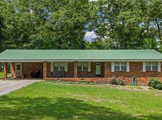 72 Red Oak Dr, Valley Head, AL 35989