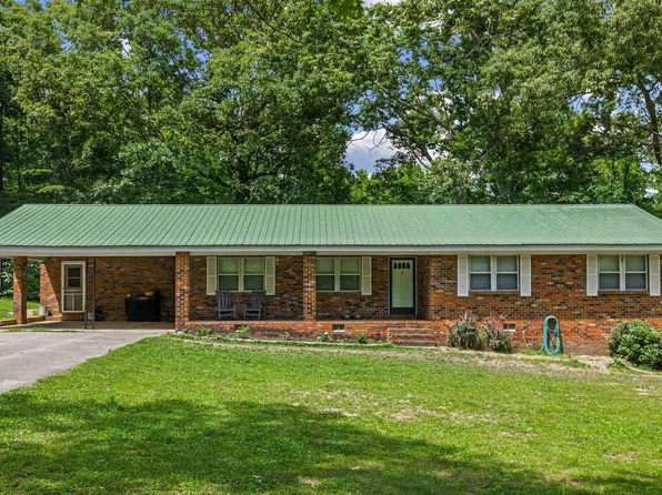 72 Red Oak Dr, Valley Head, AL 35989