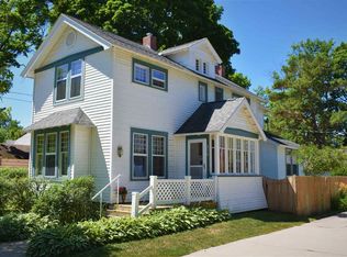 512 Woodland Ave, Petoskey, MI 49770