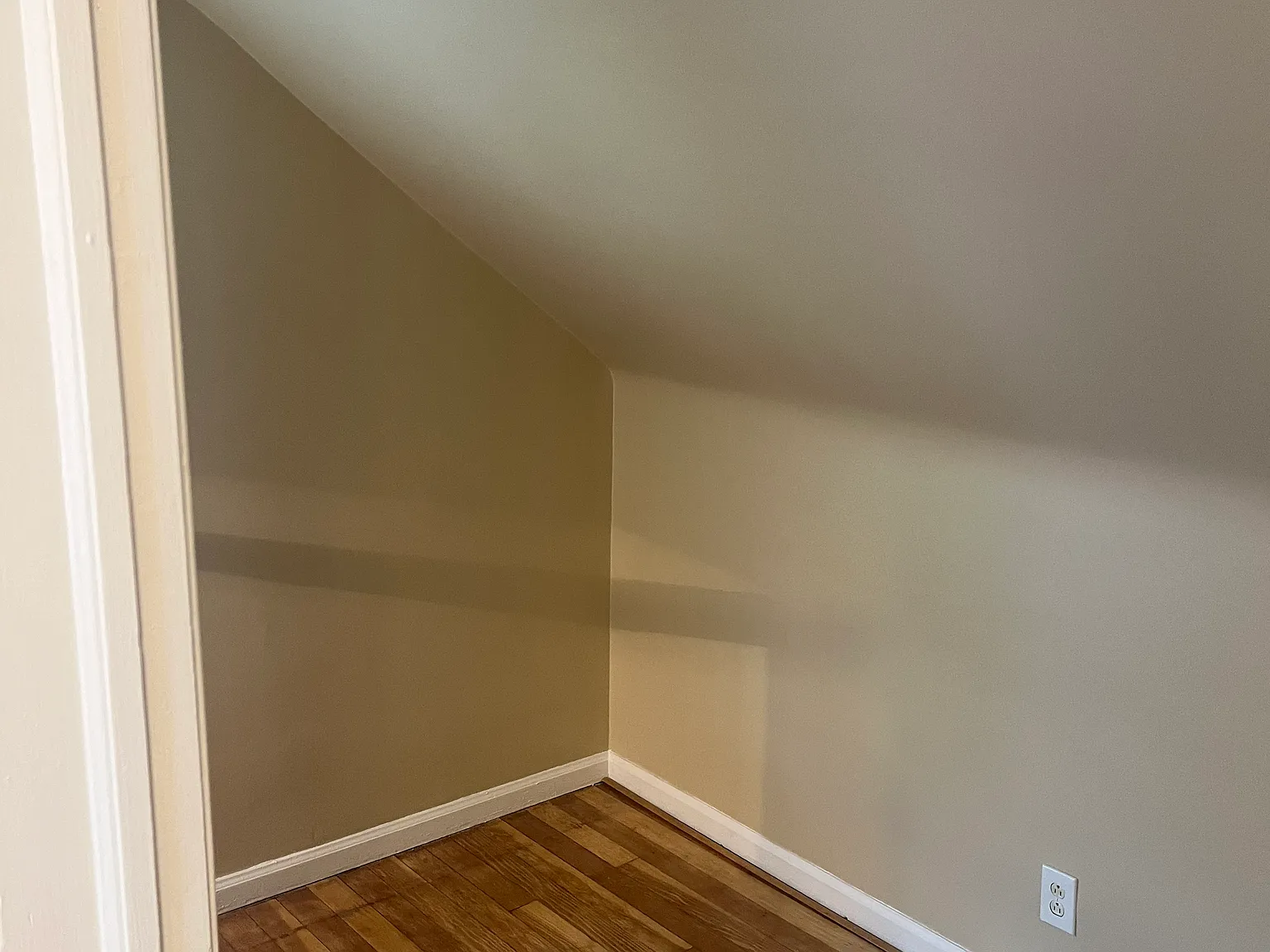 22848 Goddard Rd — Photo 4