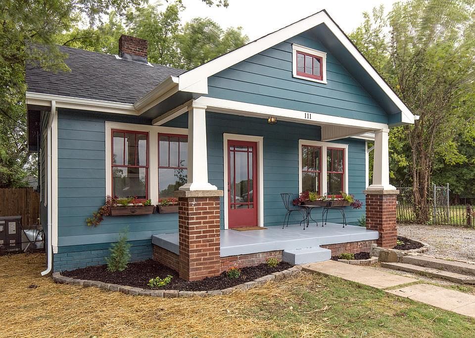 1st image of 111 Eastmoreland St