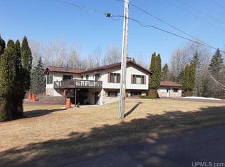 N10223 Curry Rd, Ironwood, MI 49938