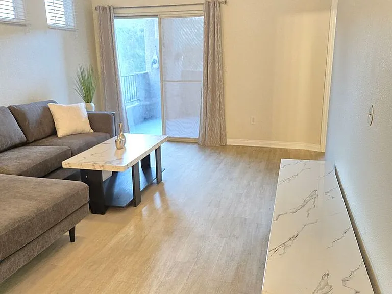 4400 S Jones Blvd #2103 — Photo 19
