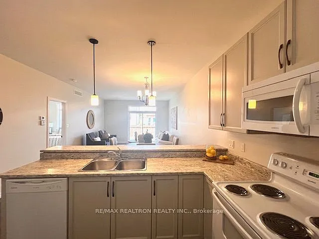 54 Ledgerock Ct — Photo 11