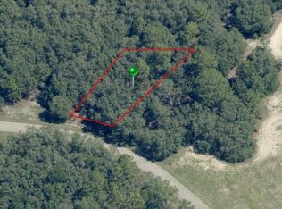 1379 W Hialeah Dr, Citrus Springs, FL 34434