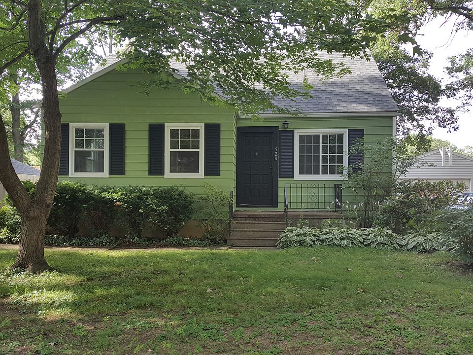 1st image of 528 Cornell Ave