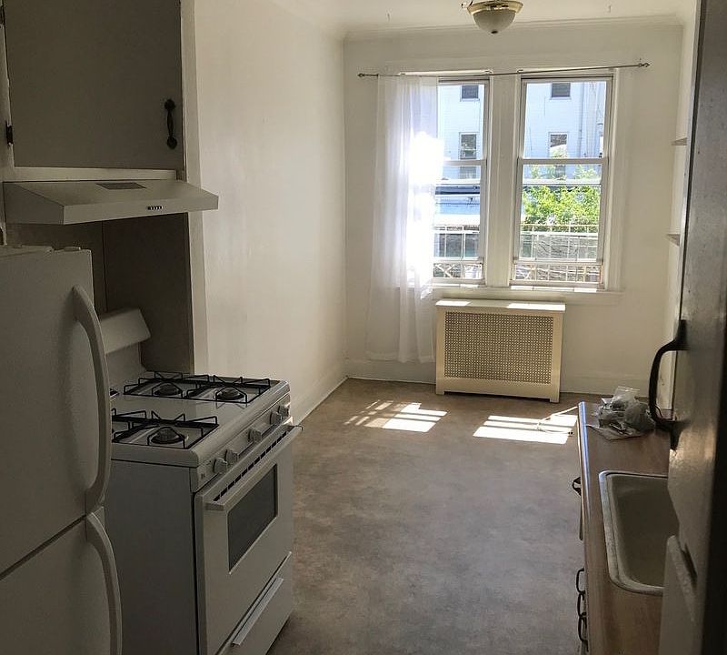 1st image of 32-17 29th St #2