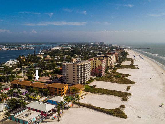2nd image of 474 Estero Blvd #114