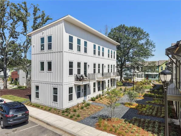 498 Burroughs St SE #323, Atlanta, GA 30315