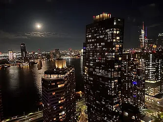 Rented by R New York