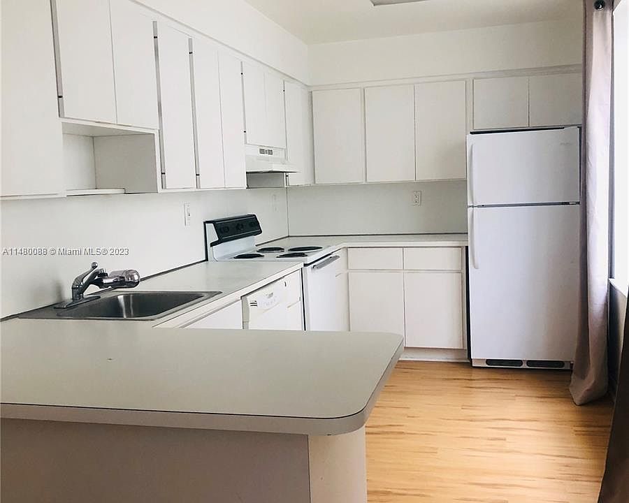 1st image of 1051 Meridian Ave APT 1D