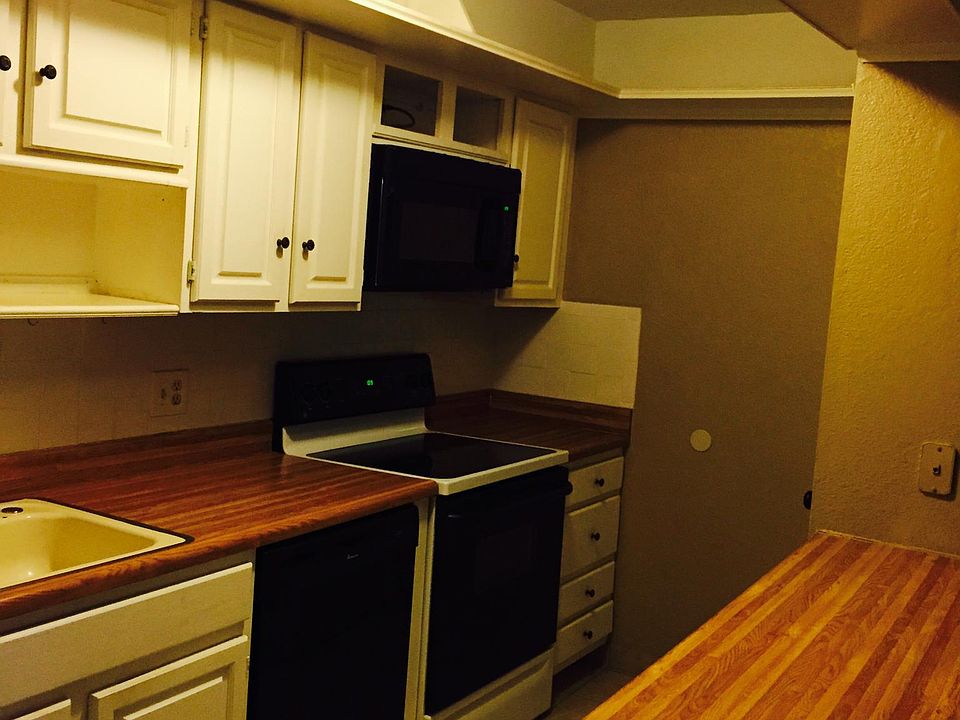 1st image of 14405 N Pennsylvania Ave #6N