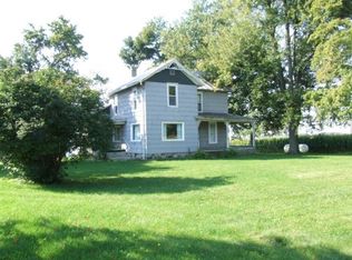13420 Cascade Rd SE, Lowell, MI 49331