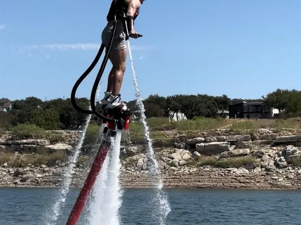 3008 Point Cv, Lago Vista, TX 78645