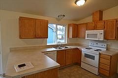 3rd image of 14015 80th Avenue Ct E