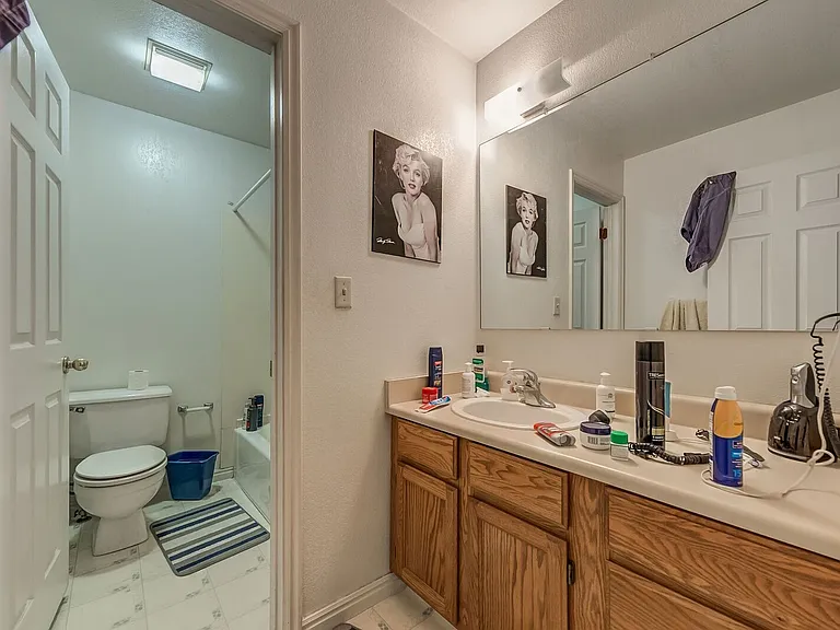 850 N University Ave #200 — Photo 6