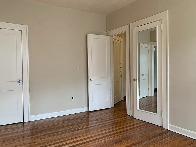 10 Lennox Ct #6 — Photo 12